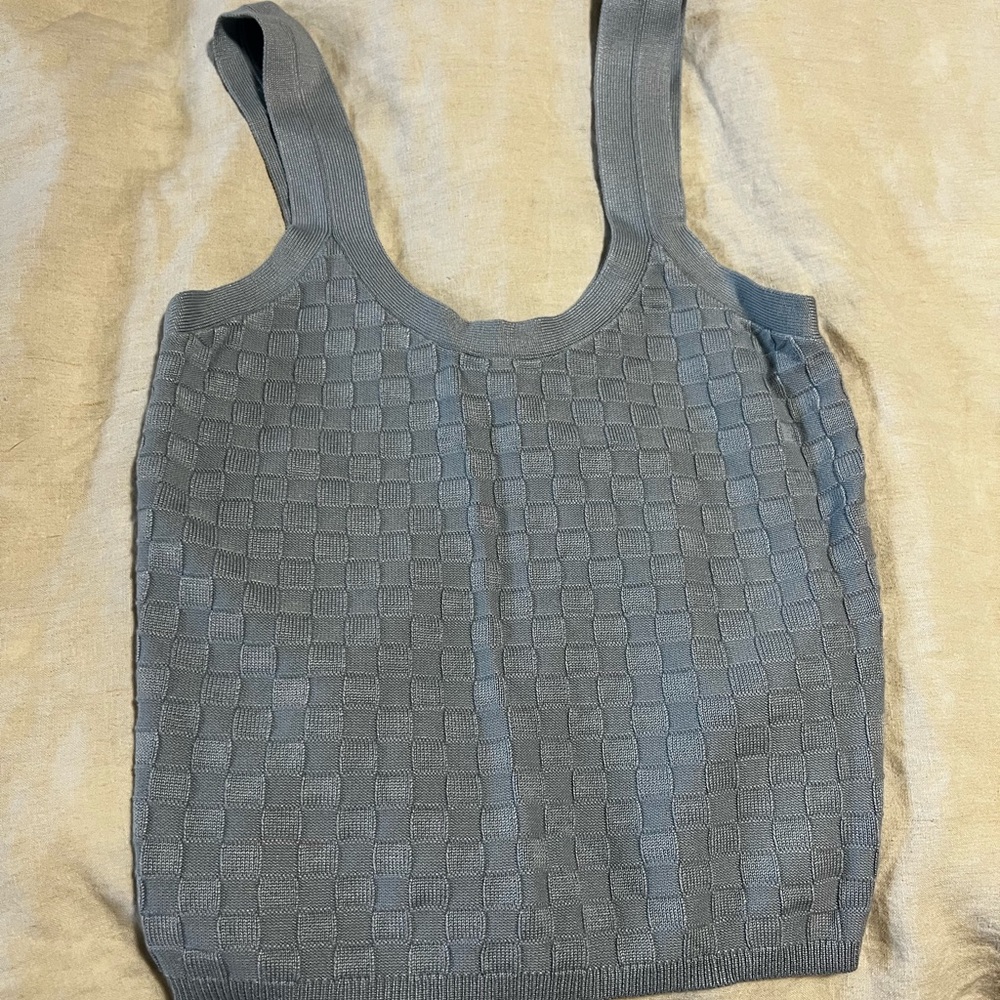 Abercrombie tank NWT